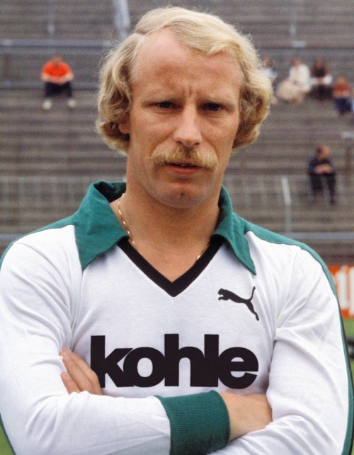 برتی فوگتس سرمربی سابق تیم ملی آلمان - Berti Vogts