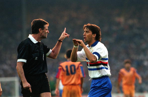 Roberto Mancini & referee Schmidhuber