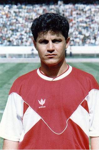 فرشاد پیوس