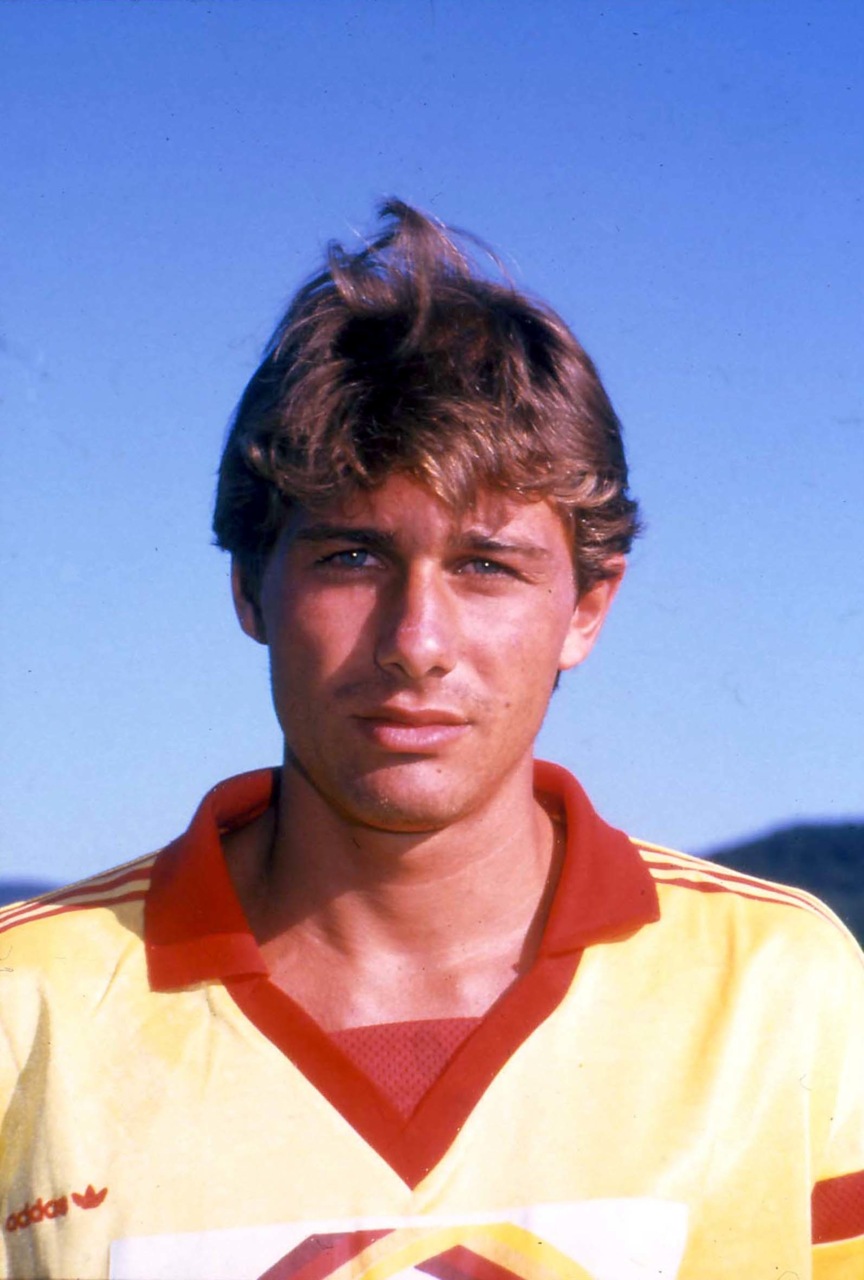 آنتونیو کونته سرمربی کنونی یوونتوس (در تیم لچه) - Antonio Conte