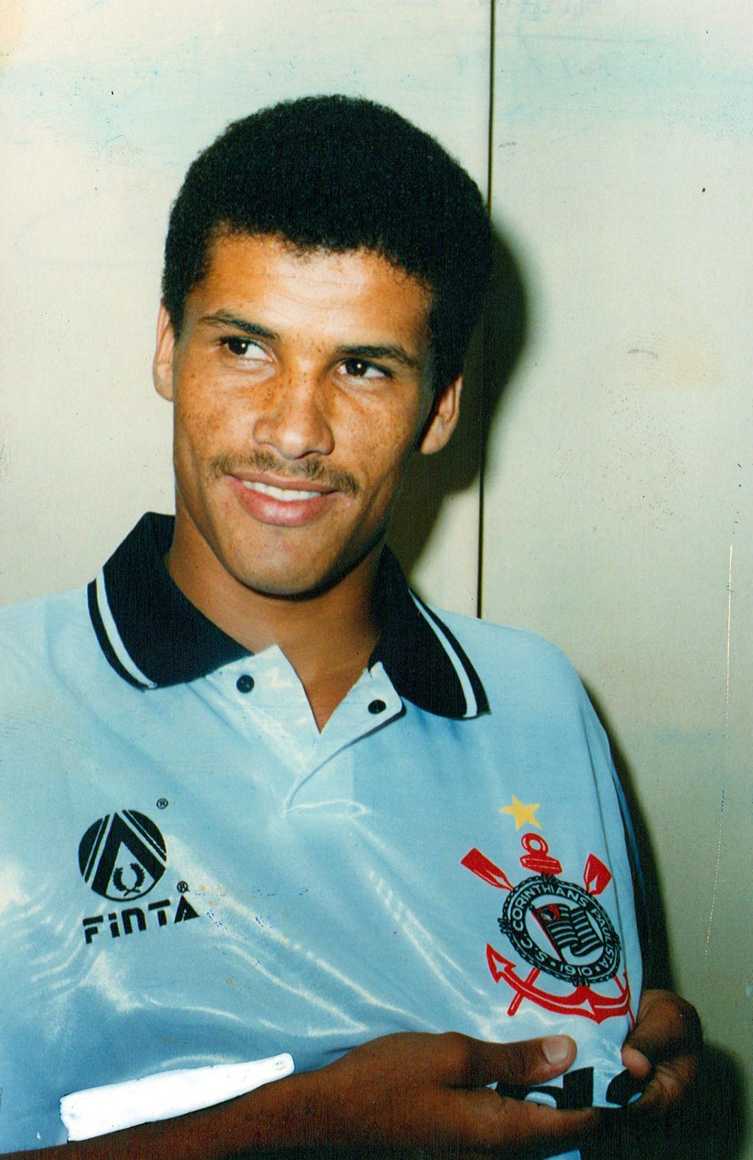ریوالدو 21 ساله (سال 1993 در تیم کورینتیانس) - Rivaldo
