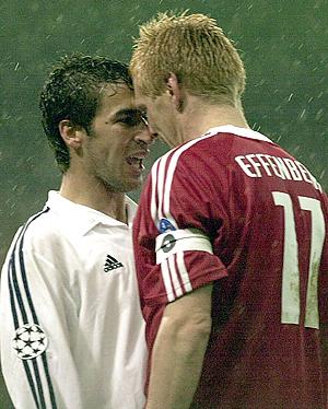 افنبرگ و رائول- 2001