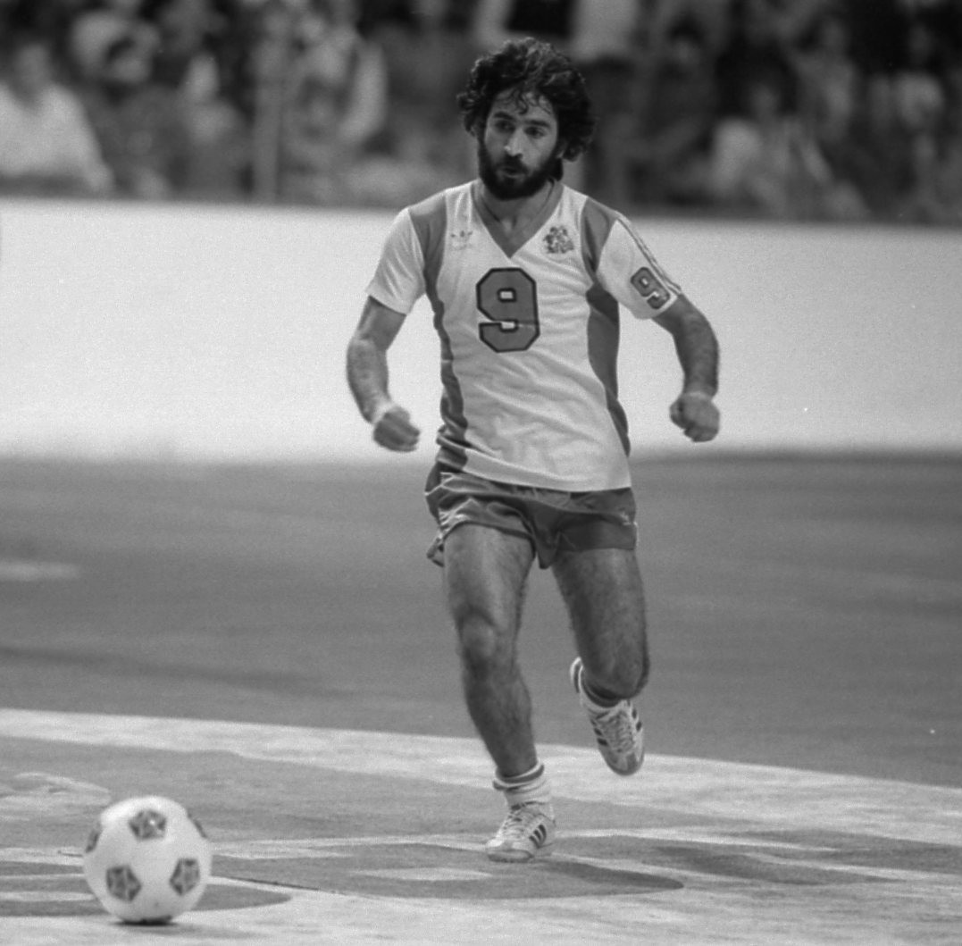 ایرج دانایی فرد در تیم تولسا روگنکس آمریکا (فصل 80-1979)