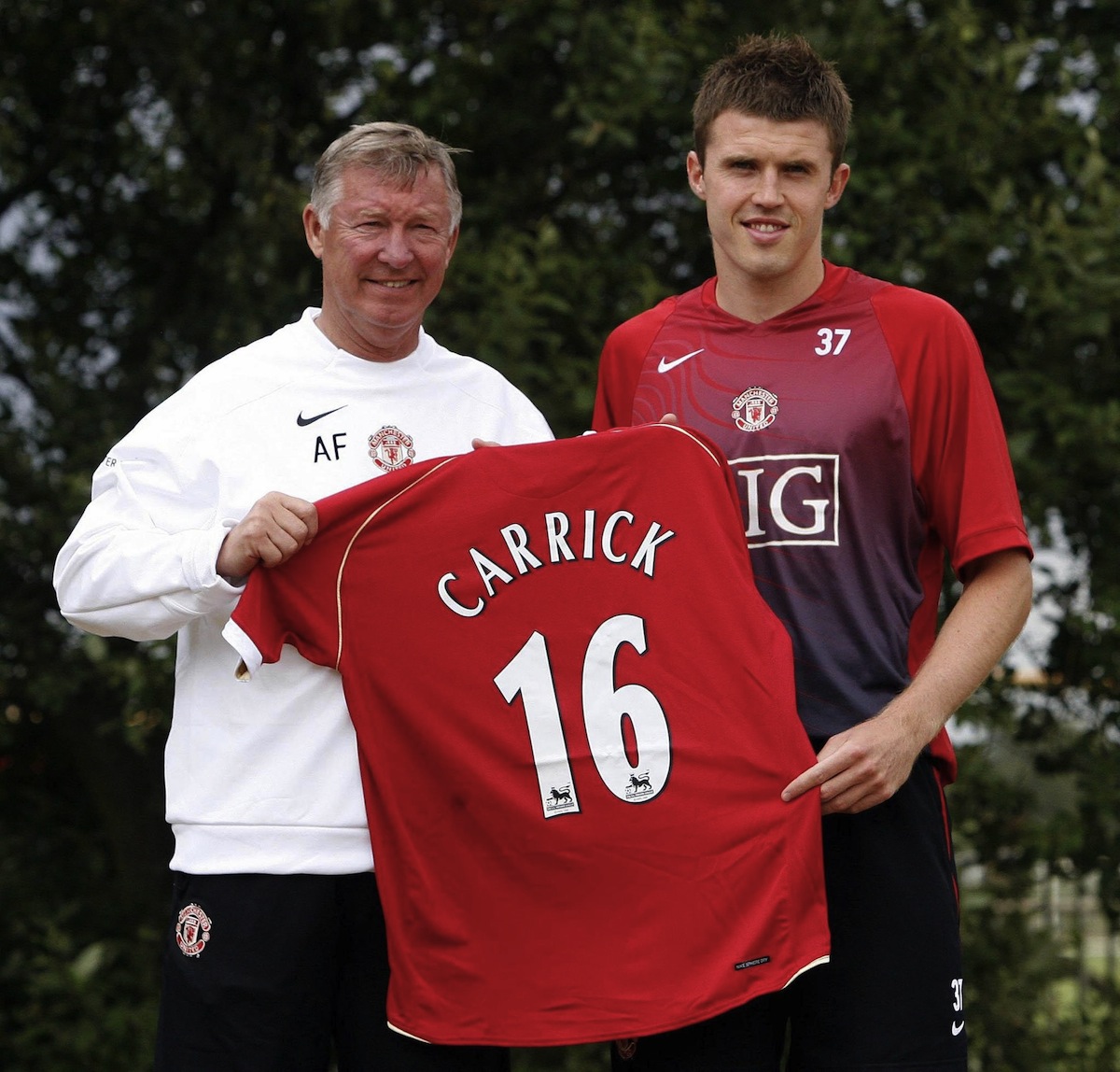 Sir Alex Ferguson & Michael Carrick - August 2006