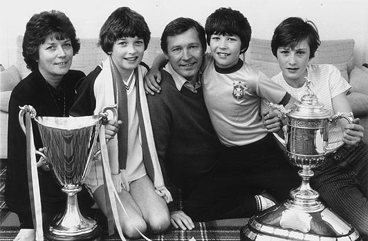 Sir Alex Ferguson with his family.