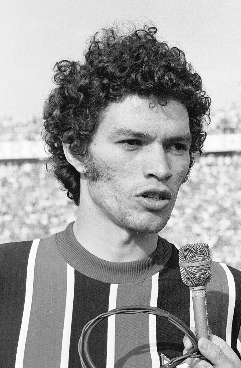 سوکراتس 22 ساله (سال 1976 در تیم بوتافوگو) - Socrates