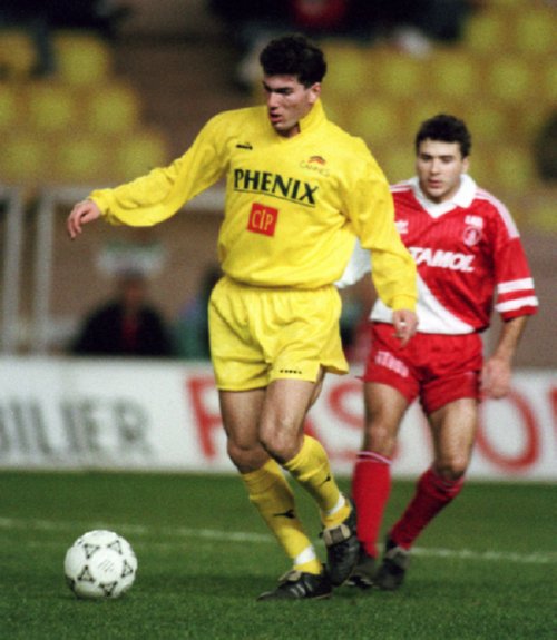 Zidane in action for Cannes, 1991