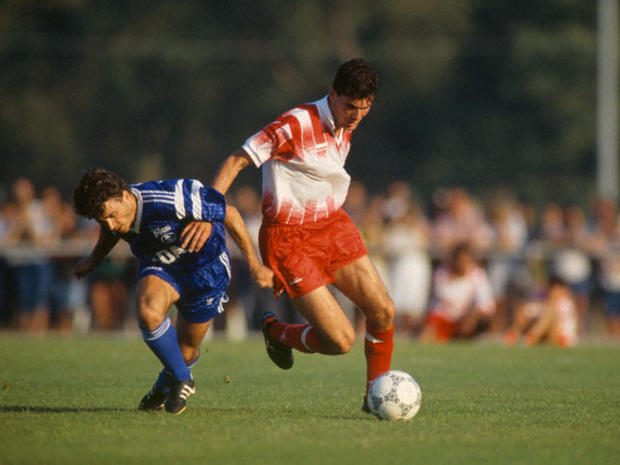 Zidane makes his debut for his first professional side AS Cannes, 1991