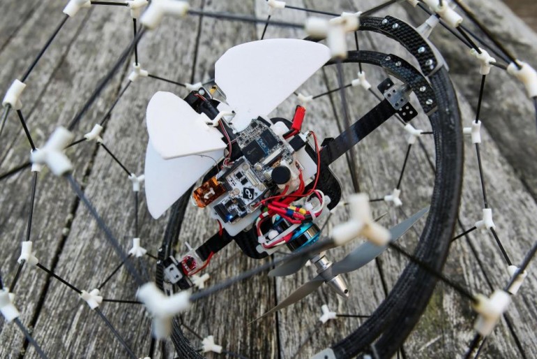 Flying robots. Летающий робот. Шарообразные дроны. Летающий робот шар. Боевые летающие роботы.