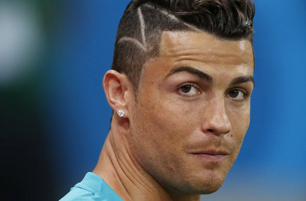 CR7