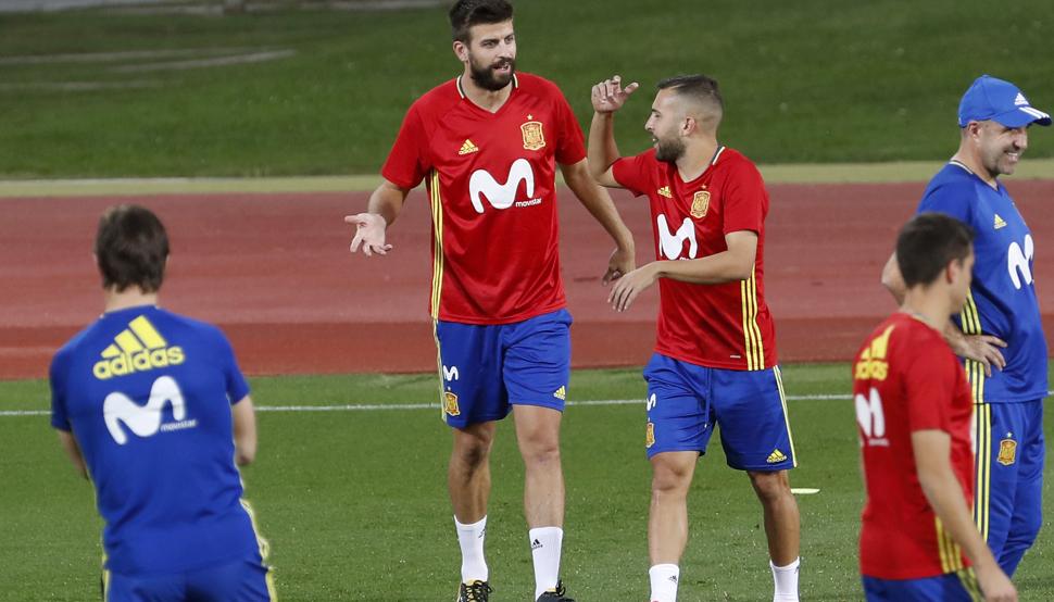 Jordi Alba - Gerard Pique - Spain - تیم ملی اسپانیا