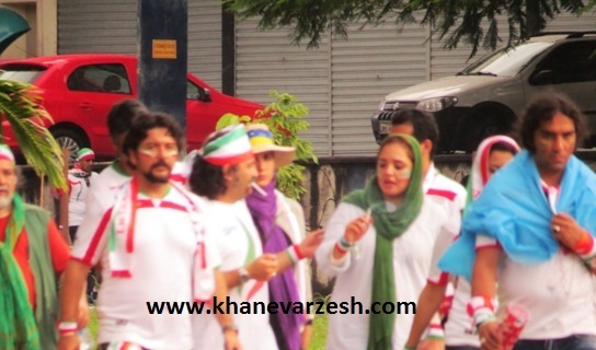 سیگار کشیدن ستایش