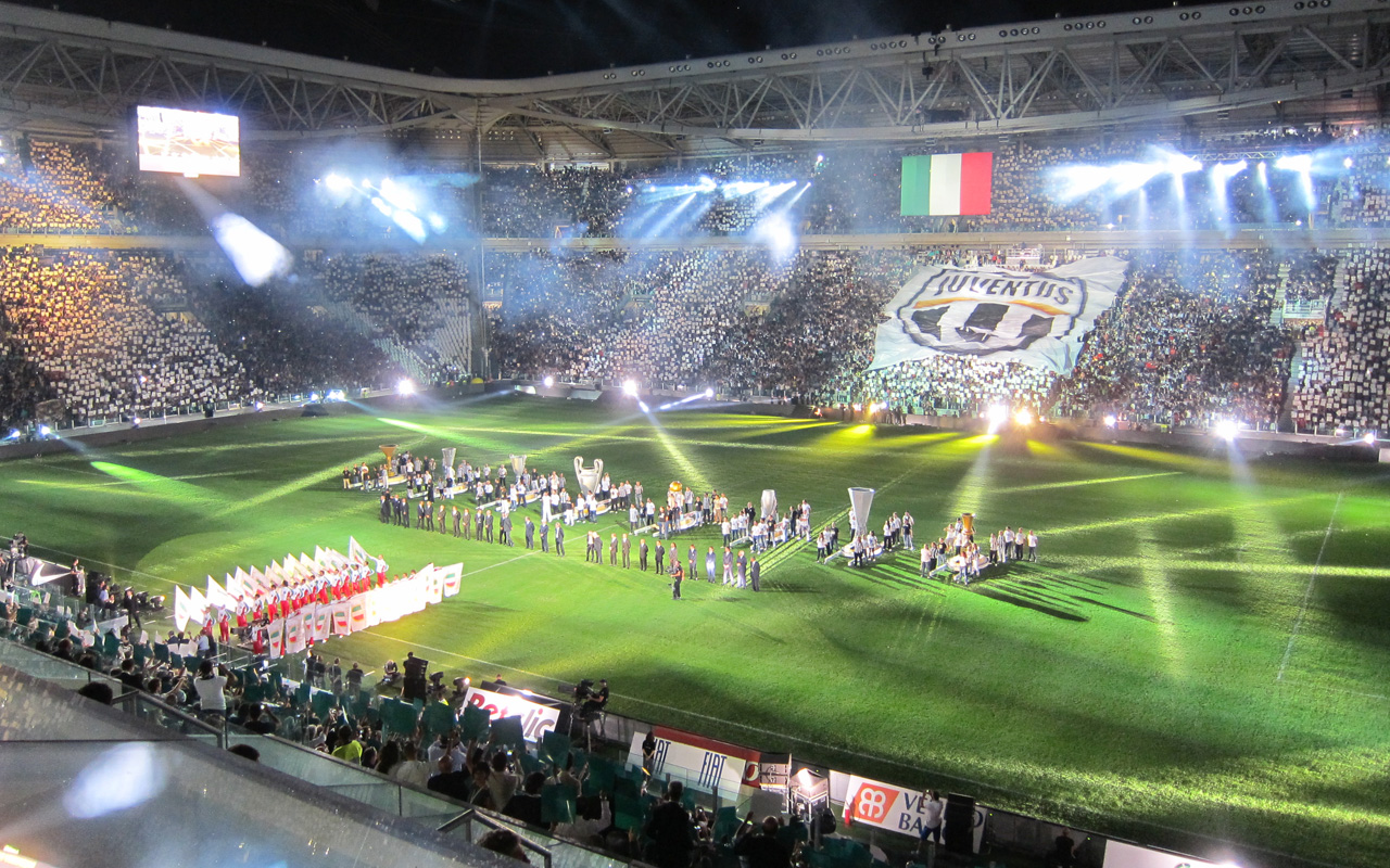 Juventus Stadium Fans