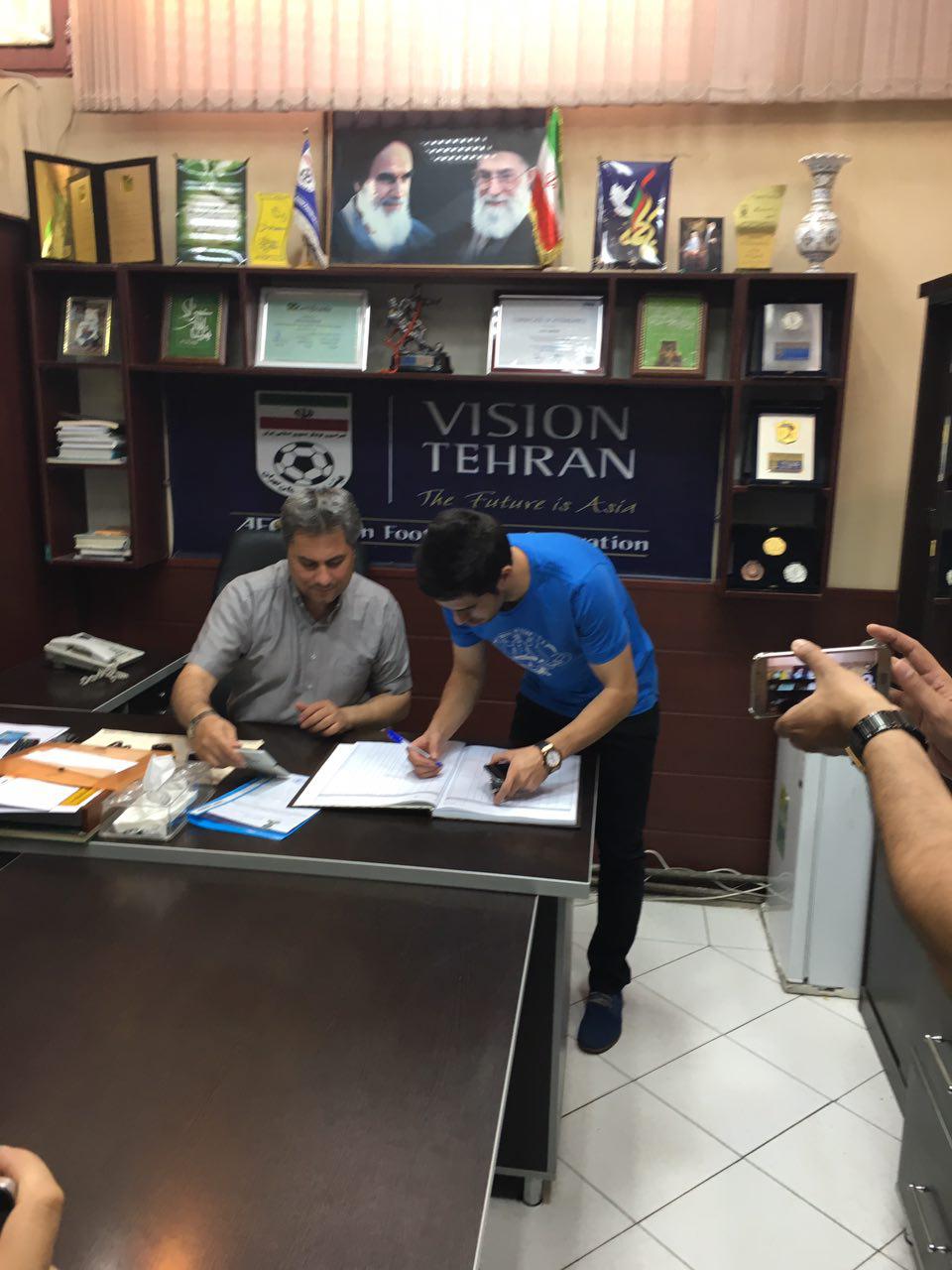 تمدید قرارداد حیدری با باشگاه استقلال