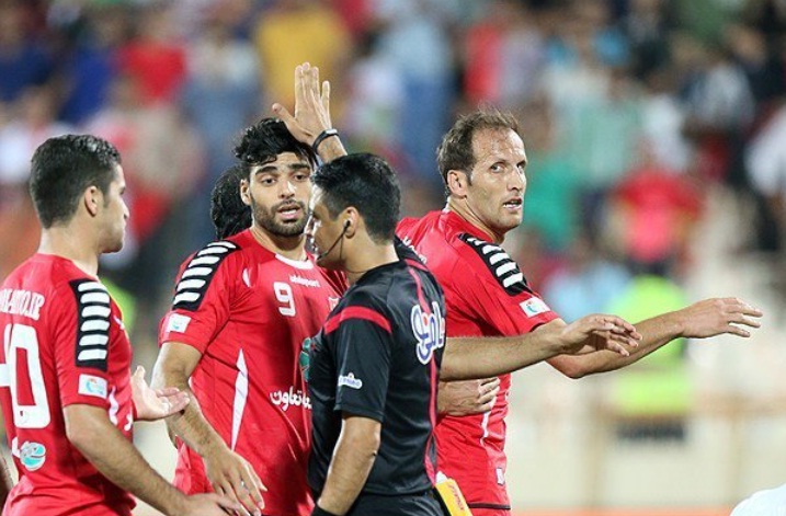 پرسپولیس با 20 بازیکن عازم اهواز می‌شود