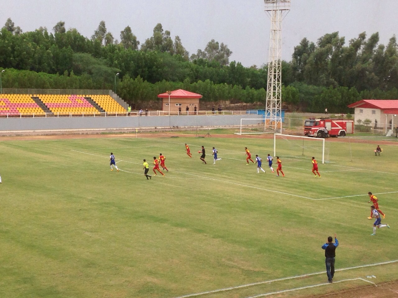 فولاد نوین 4 - 0 ایرانجوان بوشهر؛ اهوازی ها در آستانه صعود به لیگ