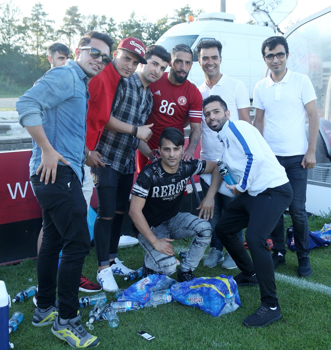 ایرانی های مقیم آلمان در کنار دژاگه (عکس)