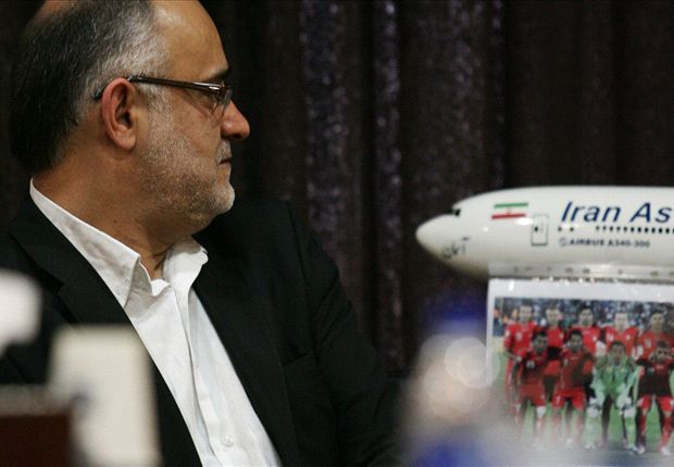 نبی: ارجاع موارد غیرقابل حل سازمان لیگ به فدراسیون فوتبال 