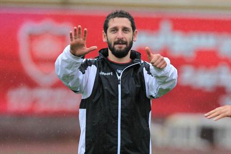 اتهام جنجالی و عجیب ستاره پرسپولیس به نیلسون؛ هر دو گل را عمدی خورد!
