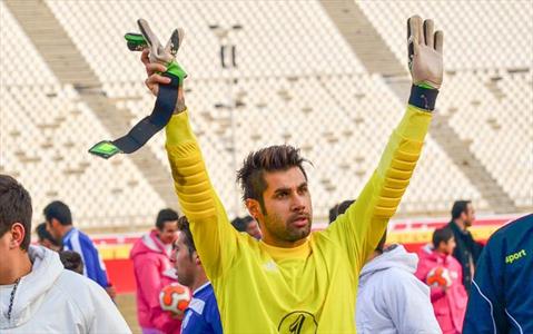 اولین صید پرسپولیس با بنز مشکی آمد؛ بازیکن مورد علاقه شدید قلعه نویی با پرسپولیس به توافق رسید!