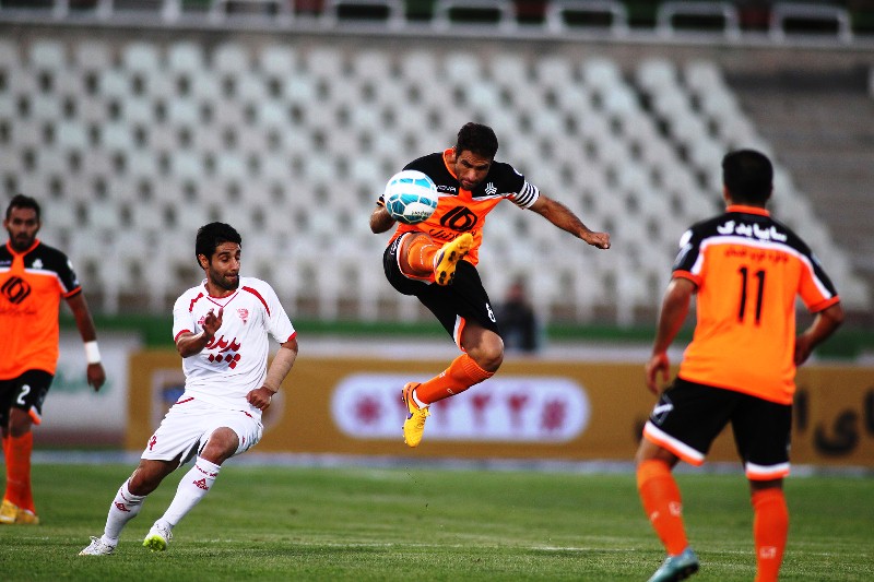 پدیده 1 - 0 سایپا؛ مشهدی ها فرصت صعود را از نارنجی پوشان گرفتند