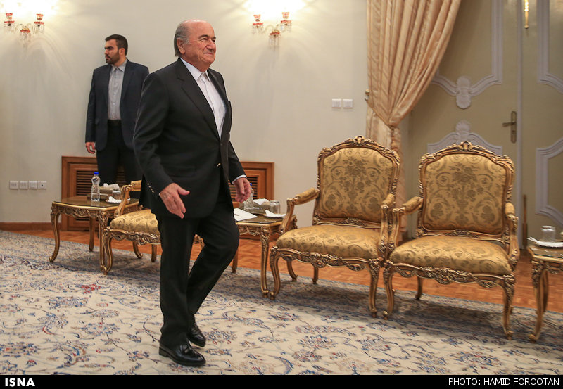 بلاتر ايران را ترک کرد