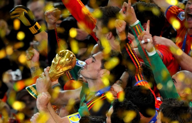 ایکر کاسیاس از رقبات با دخیا برای یورو 2016 می گوید