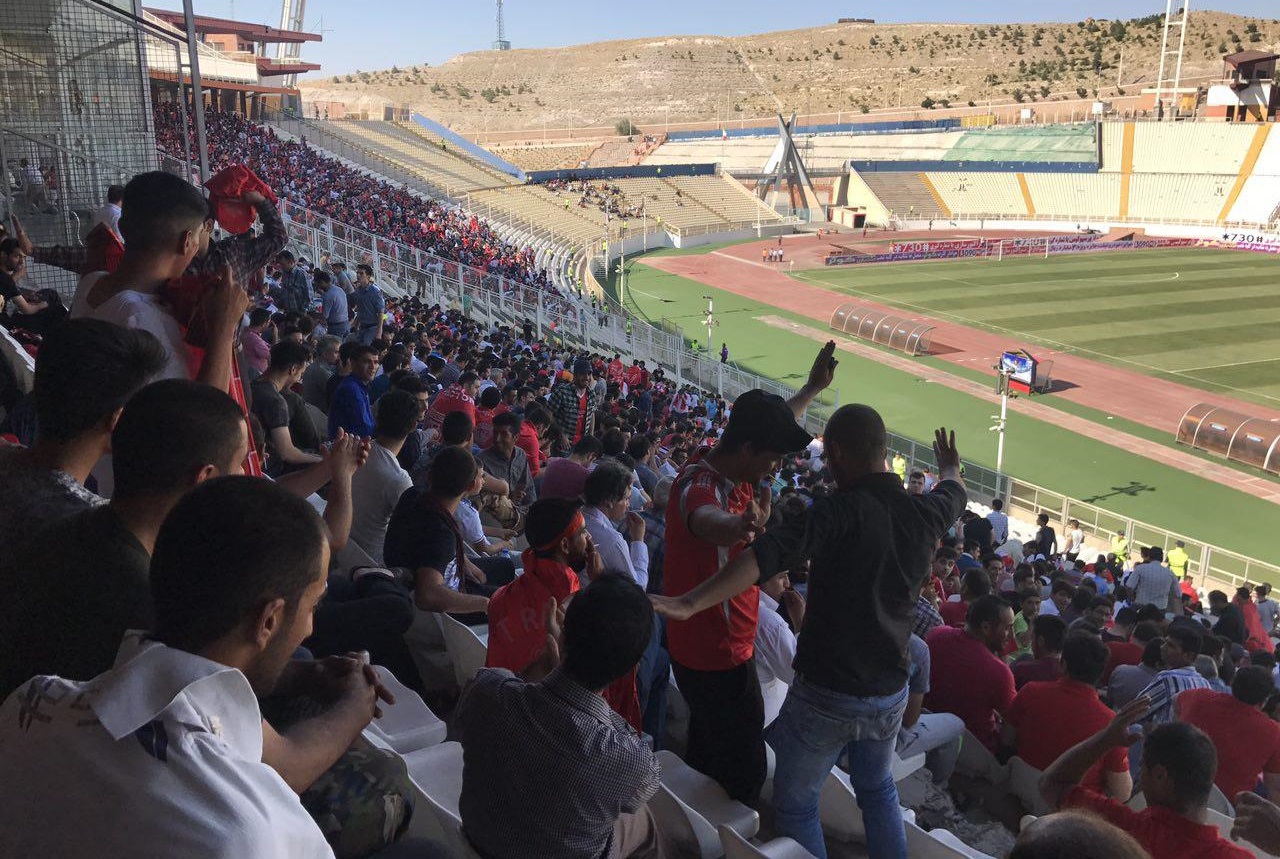 ورزشگاه یادگار امام-هواداران پرسپولیس-استادیوم یادگار امام تبریز