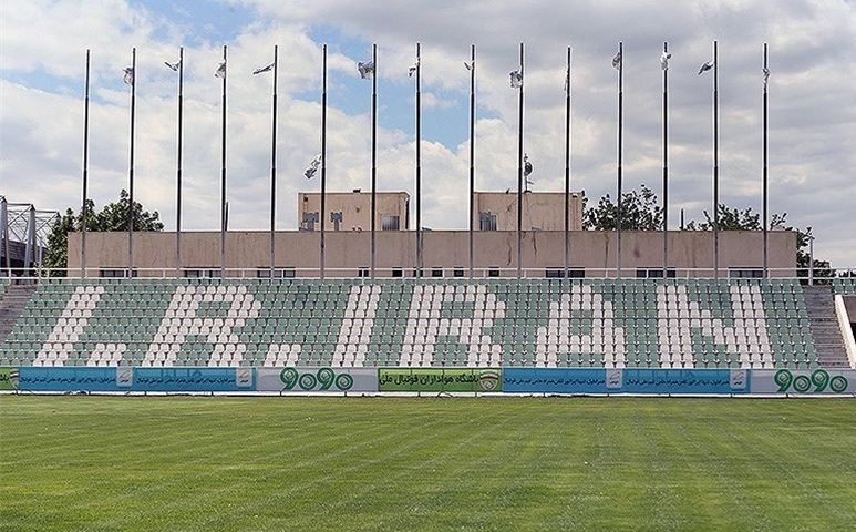 اتفاقی عجیب در آکادمی ملی فوتبال؛ حمل بازیکن ملی‌پوش با گاری!