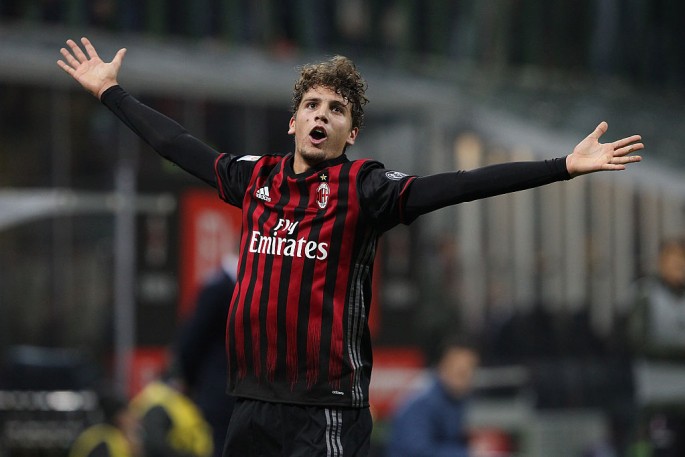 manuel locatelli-milan- ac milan-italian-میلان-سری آ-