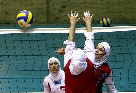 تیم ملی والیبال بانوان ایران- رقابت های انتخابی والیبال بانوان جهان