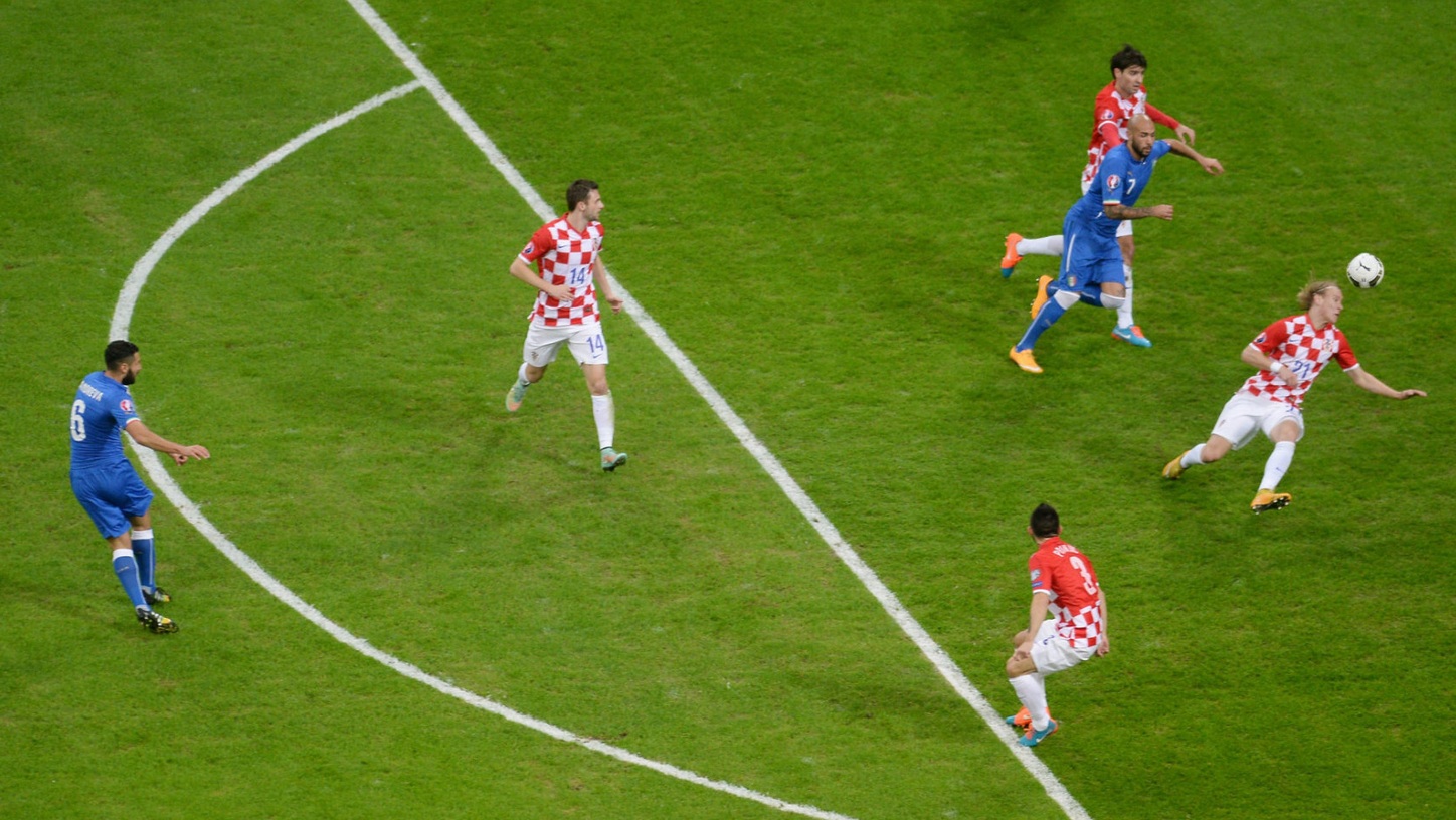 فوری: مصدومیت لوکا مودریچ در بازی ایتالیا - کرواسی