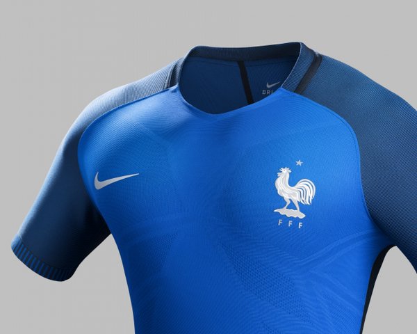 رونمایی از پیراهن تیم ملی فرانسه برای یورو ۲۰۱۶