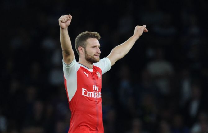 Mustafi - آرسنال - انگلیس