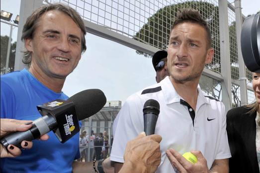 گزارش تصویری: وقتی توتی و مانچینی در تنیس هم تیمی می شوند