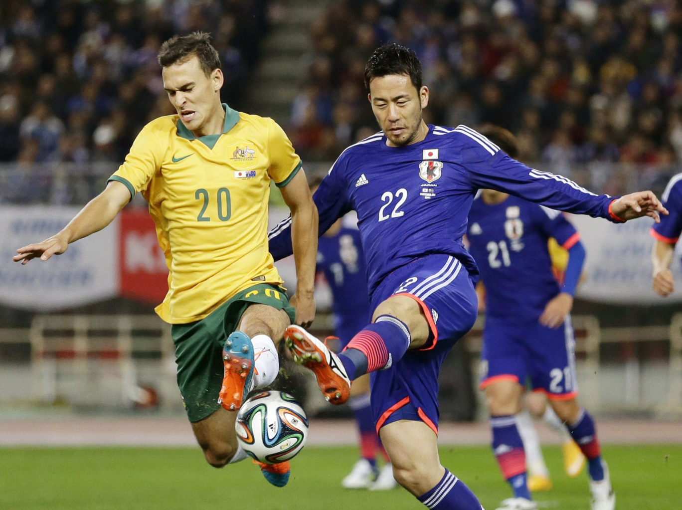 گل های بازی ژاپن 2 - 1 استرالیا