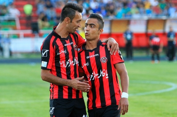 عنایتی: دوست ندارم سیاه‌ جامگان از جانب من ضربه بخورد 