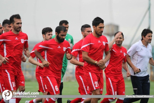 اعضای تراکتورسازی امروز به خارج از تهران رفتند