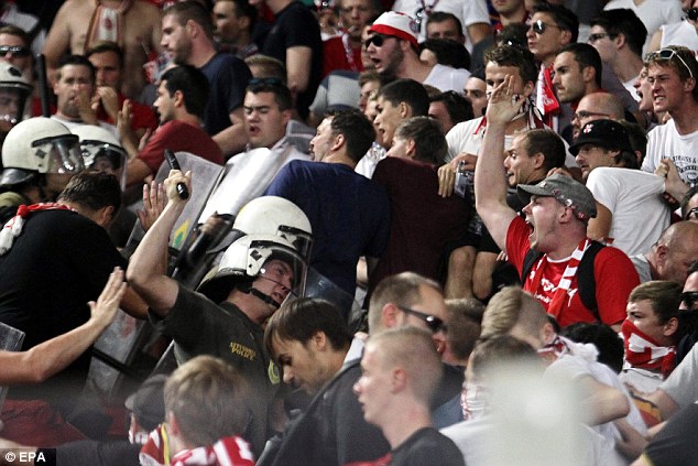 شکایت بایرن مونیخ به یوفا و پلیس یونان به خاطر برخورد خشن با هواداران این باشگاه