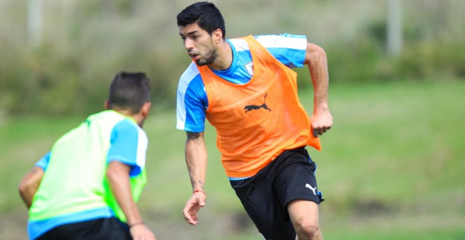 آمادگی لوییس سوارز - اروگوئه - پرو -مقدماتی جام جهانی 2018 در آمریکای جنوبی