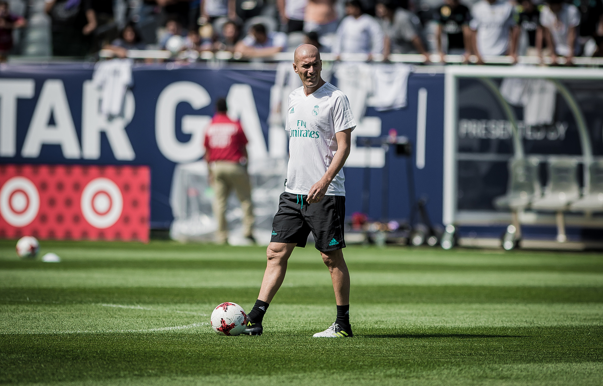 Zinedine Zidane - Zizou - رئال مادرید - پیش فصل رئال مادرید - کهکشانی ها - لوس بلانکوس - Los Blancos - Galacticos - Real Madrid - Real Madrid Pre-Season