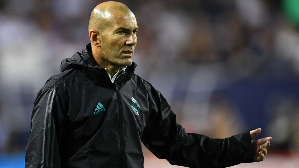 Zinedine Zidane - Zizou - پیش فصل رئال مادرید - Real Madrid Pre-Season - رئال مادرید - کهکشانی ها - Real Madrid  - Galacticos  - سفید های مادرید - لوس بلانکوس - Los Blancos