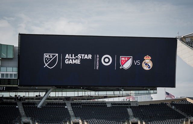 MLS - لیگ فوتبال آمریکا - ورزشگاه Soldier Field شیکاگو - پیش فصل رئال مادرید - Real Madrid Pre-Season - کهکشانی ها - Real Madrid  - Galacticos  - سفید های مادرید - لوس بلانکوس - Los Blancos