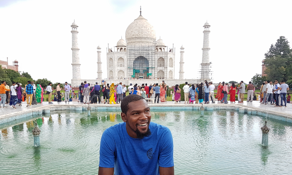 Kevin Durant - NBA - Golden State Warriors - گلدن استیت وریرز - Taj Mahal - Inida - هند - هندوستان - عجایب هفتگانه جهان 