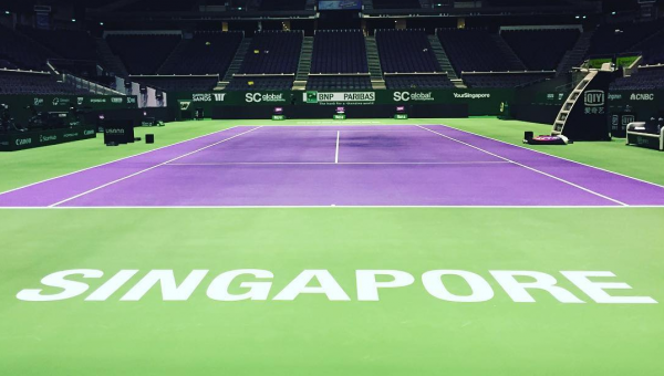 مسابقات فینال 2016 تور WTA؛ برنامه روز سوم بازی ها؛ بازی بزرگ هالپ و کربر