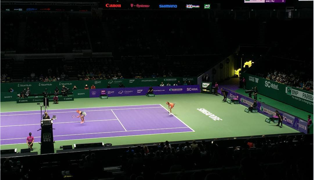 مسابقات فینال 2016 تور WTA؛ نتایج روز ششم بازی ها؛ رادوانسکا به نیمه نهایی رسید