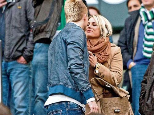  Wags Caroline دوست دختر مارکوی عزیز  (   1  )