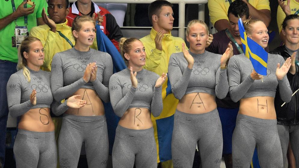 تیم شنای زنان سوئد طرفداری 