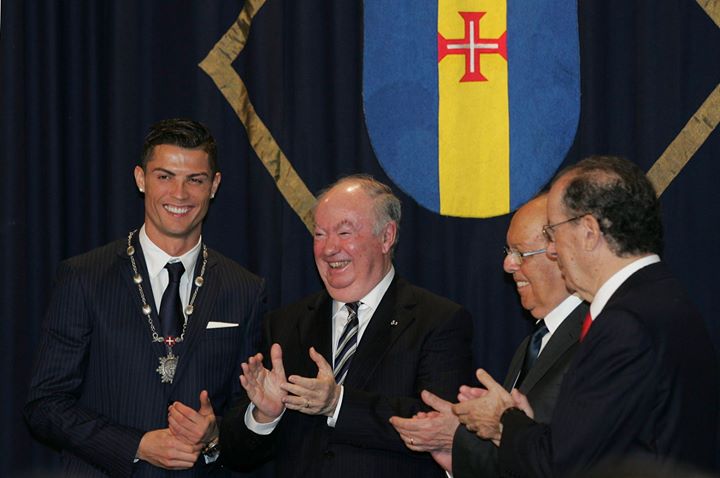 کریستیانو رونالدو مدال افتخار مادِیرا را دریافت کرد