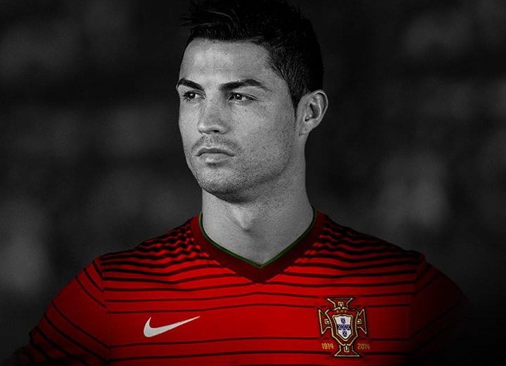 رکوردی دیگر از فوق ستاره پرتغالی این بار در دنیای مجازی؛ تعداد طرفداران کریستیانو رونالدو در فیسبوک از مرز 100 میلیون نفر گذشت